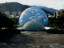 Foto do Planetário da Gávea.
