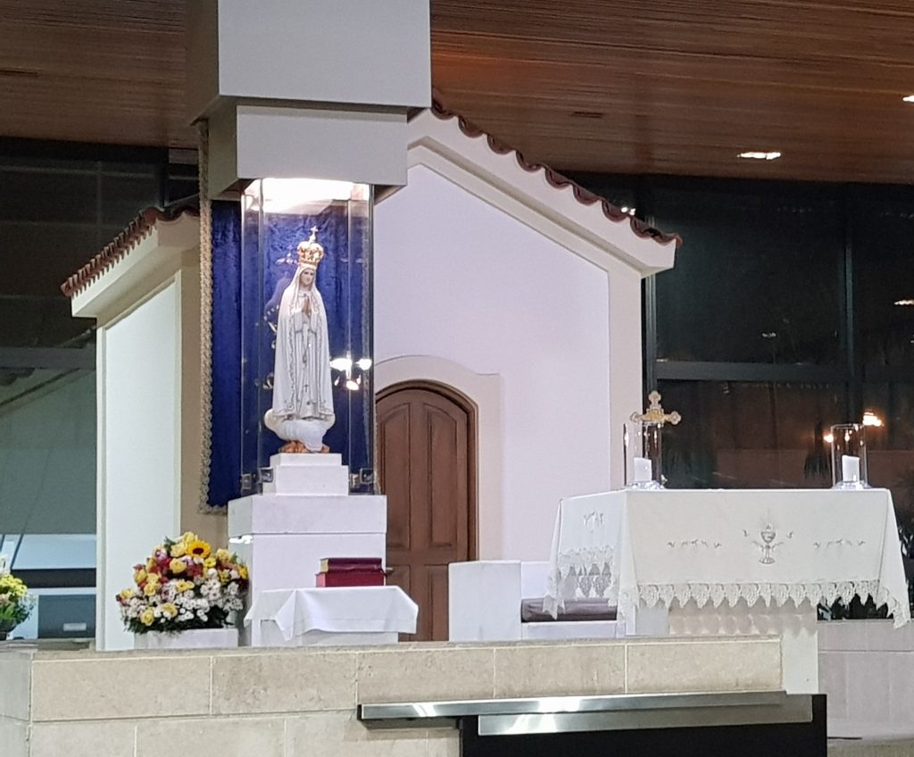 Imagem de Nossa Senhora de Fátima no Santuário do Recreio dos Bandeirantes