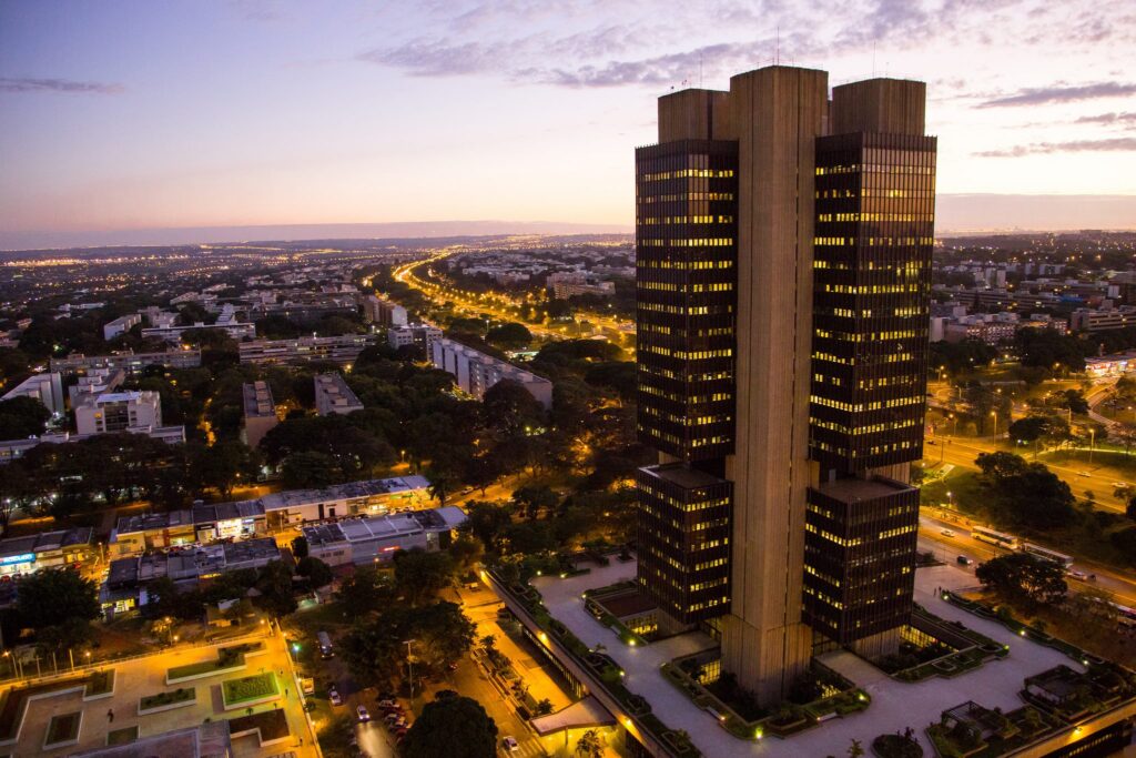 Prédio do Banco Central do Brasil. Autonomia e Independência do Banco Central do Brasil em Discussão